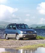 Kia Carens 2000 года